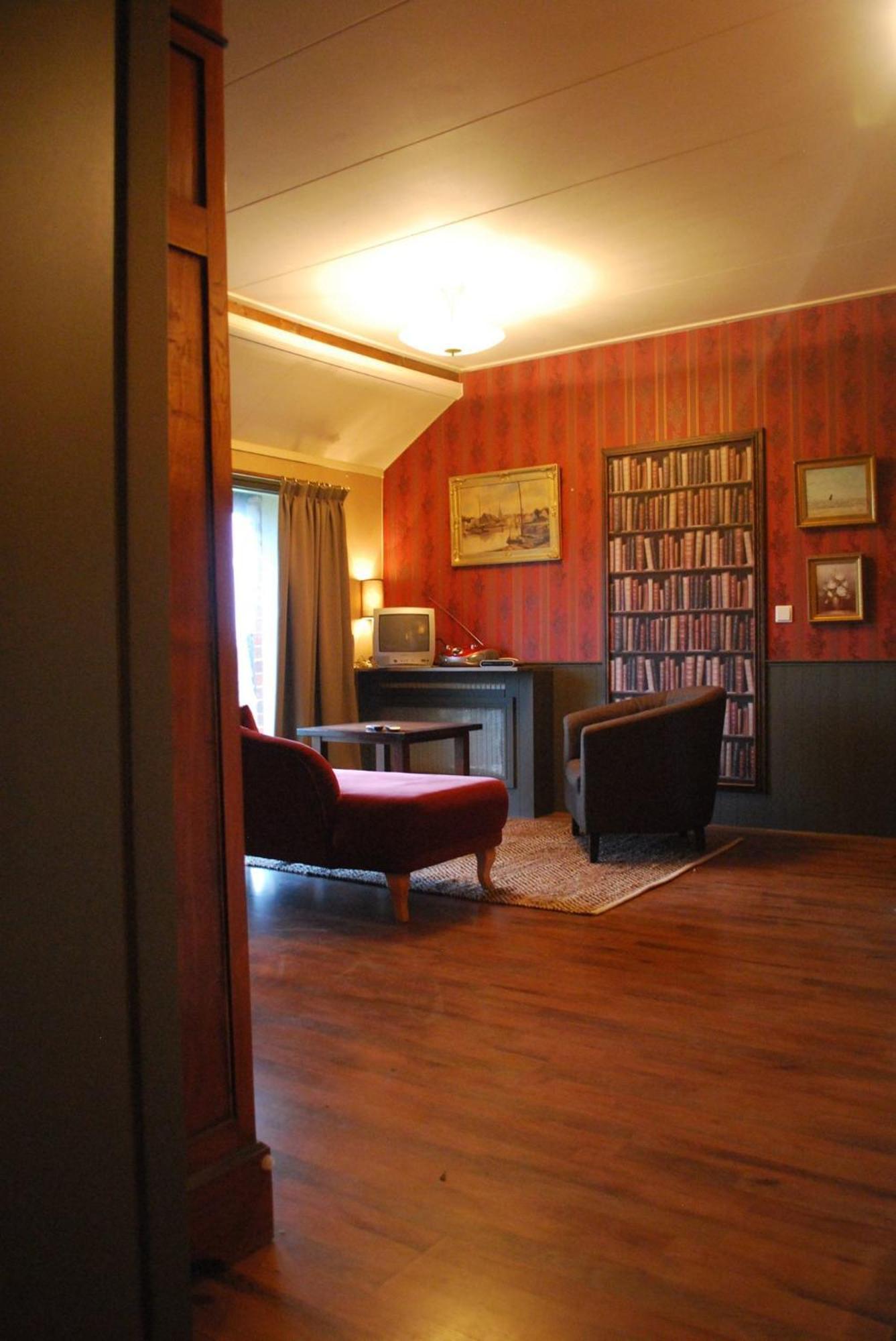 Logement Doosje Warfstermolen Bilik gambar